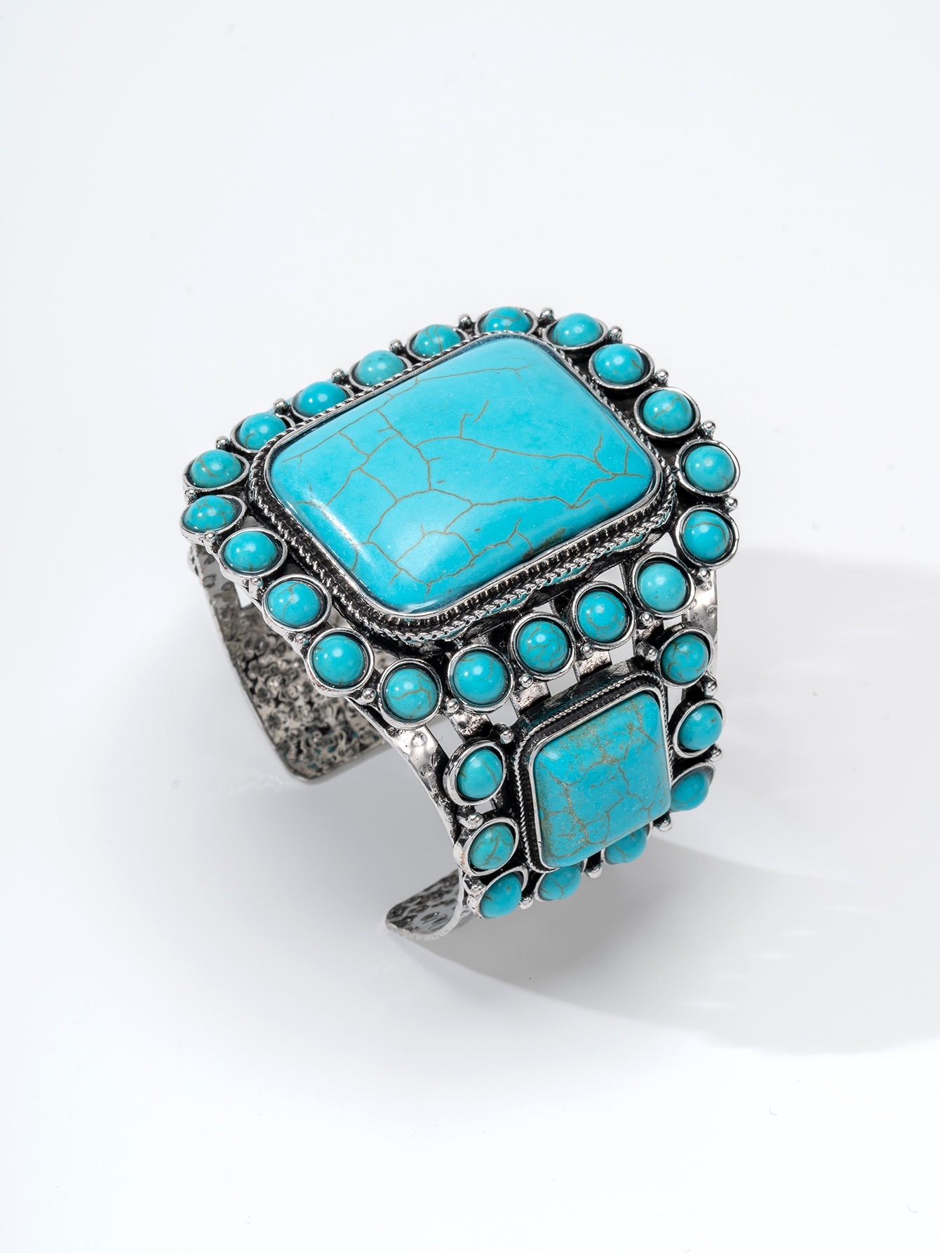 1PC Women's Western Cowboy Style Storm Simia Bracelet, tribal style suitable for pairing with various casual clothing, imitation turquoise oversized wide face cuff bracelet, western jewelry for women，chunky bracelets