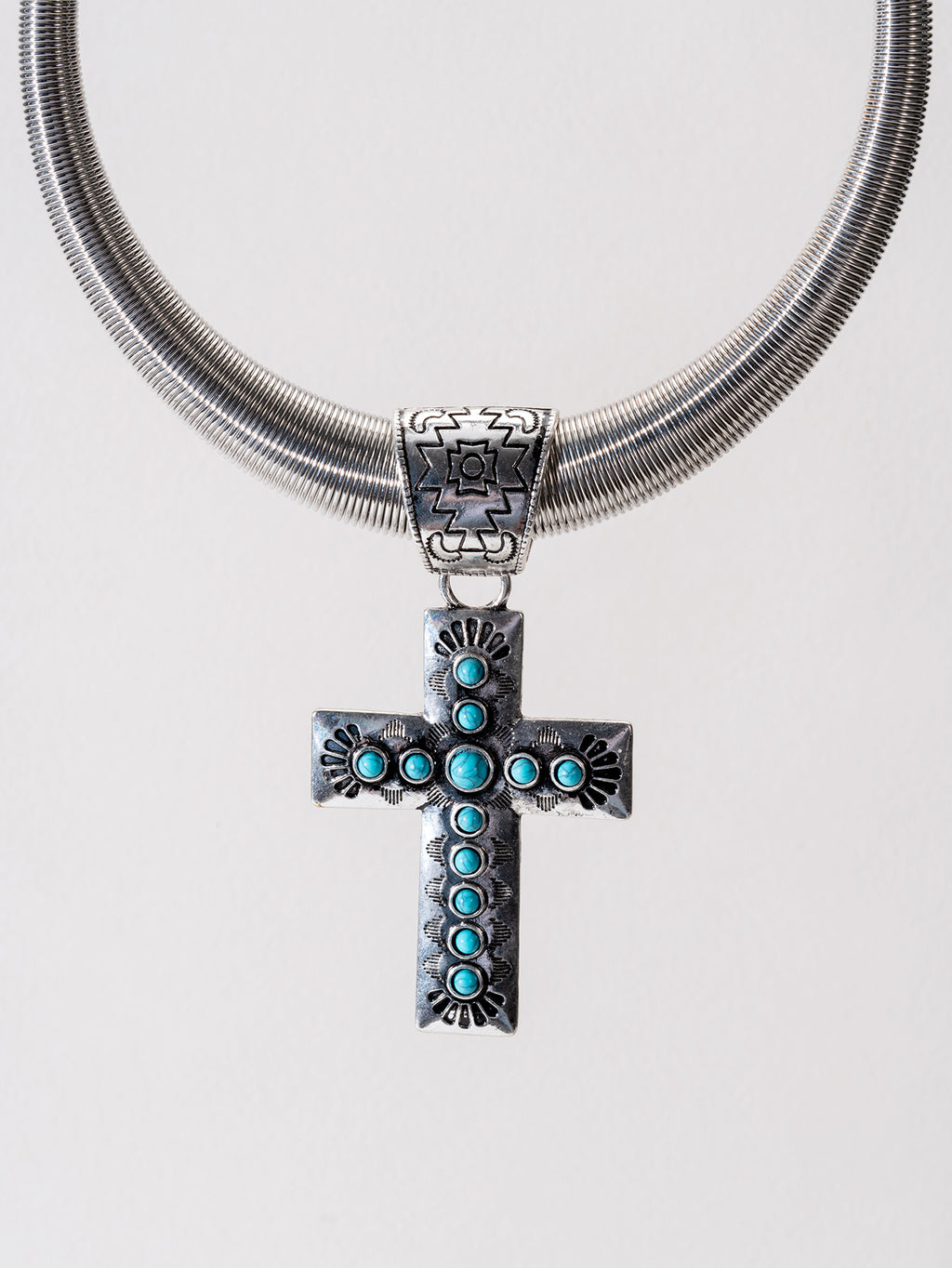 1 piece of retro gothic punk style metal cross pendant necklace, imitation turquoise gemstone, heavy snake bone chain, unisex punk hip-hop gothic style accessry,