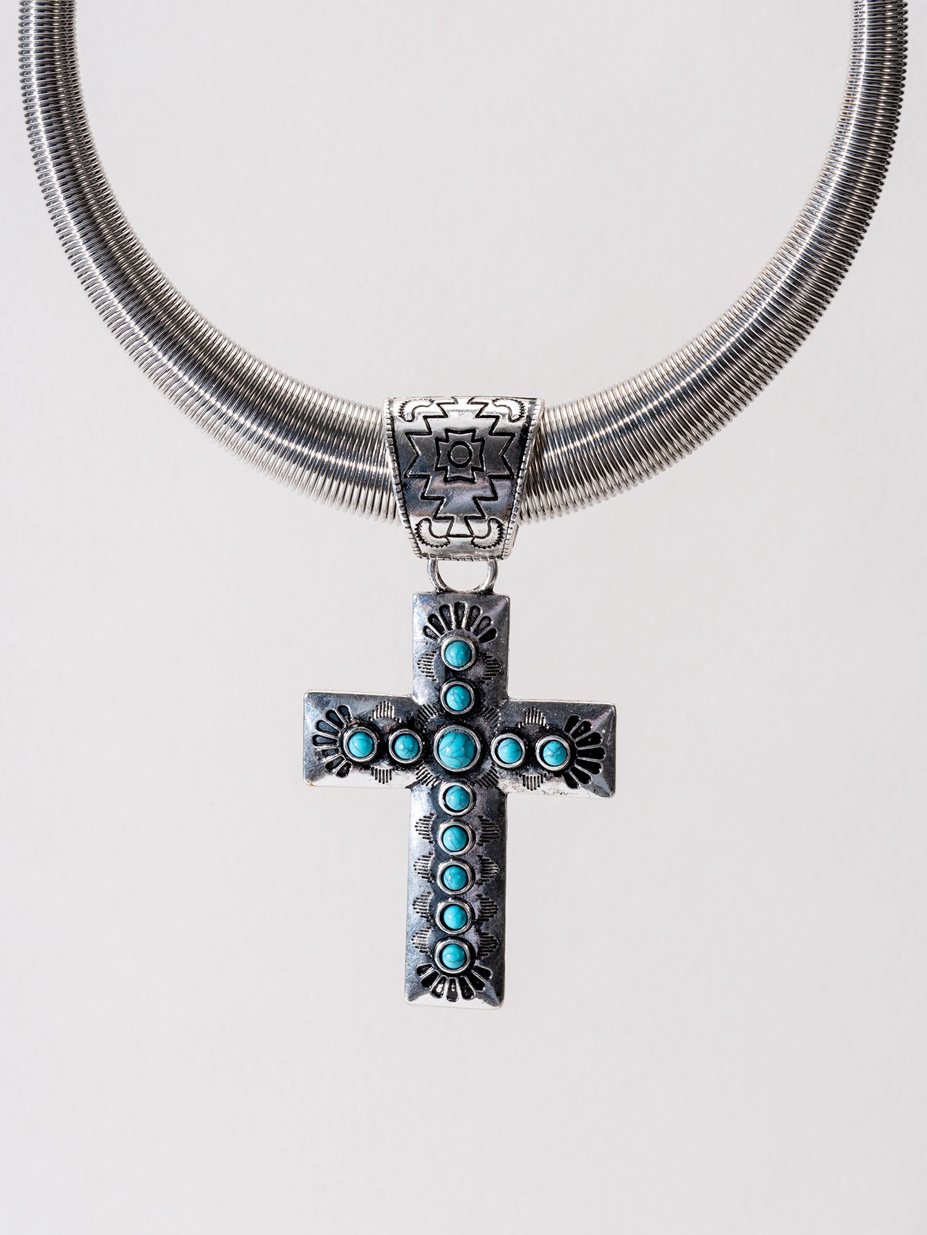 1 piece of retro gothic punk style metal cross pendant necklace, imitation turquoise gemstone, heavy snake bone chain, unisex punk hip-hop gothic style accessry,