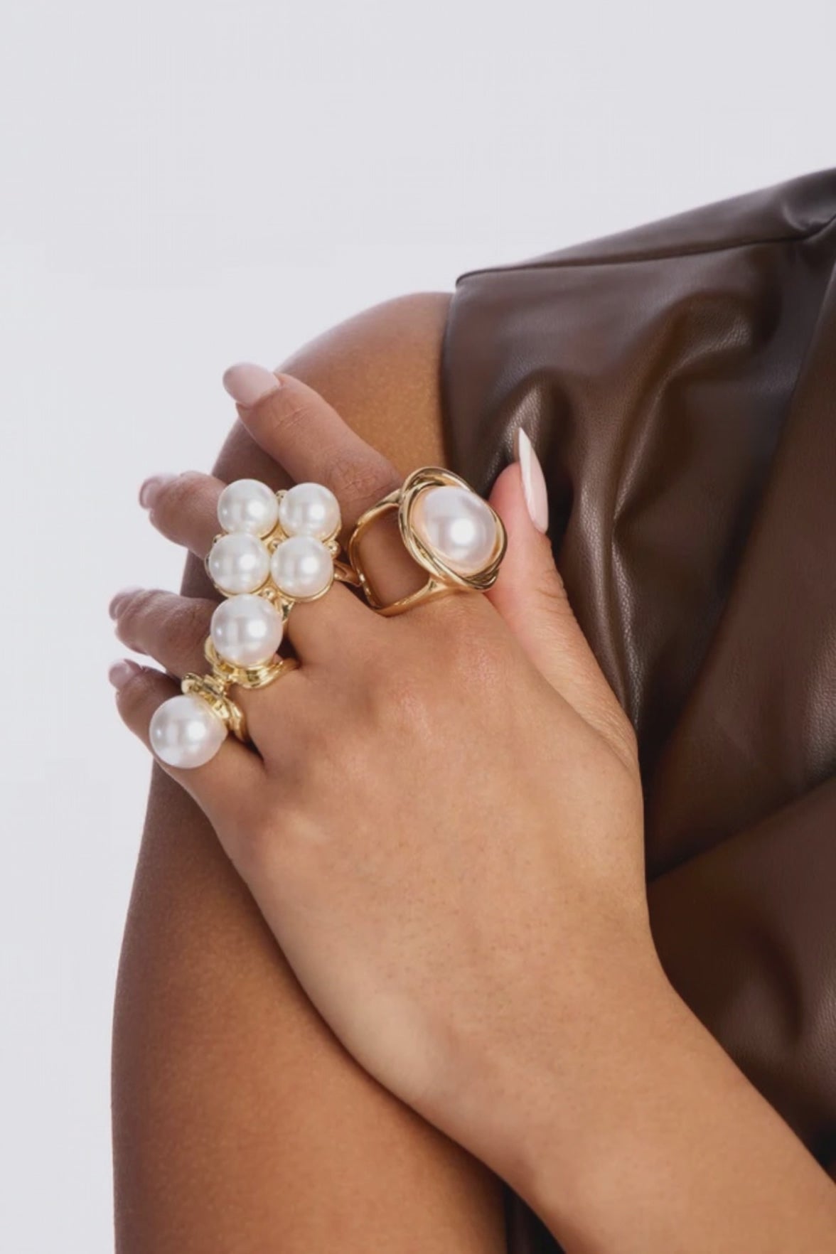 1 set of 3-piece antique style exaggerated hollow metal open ring set, thick and smooth irregular geometric layered ring imitation pearl ring set, women's daily wear, holiday gifts, party music festival accessories